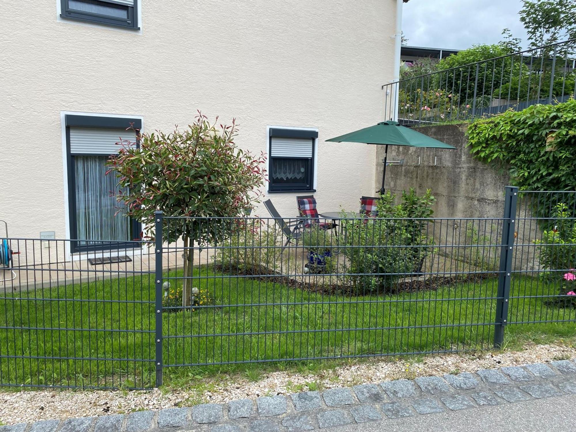 Ferienwohnung mit Salzachblick Laufen Exterior foto